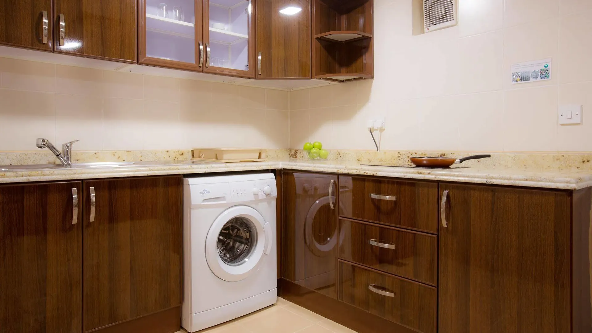 Century Hotel Apartment Abu Dhabi Forenede Arabiske Emirater